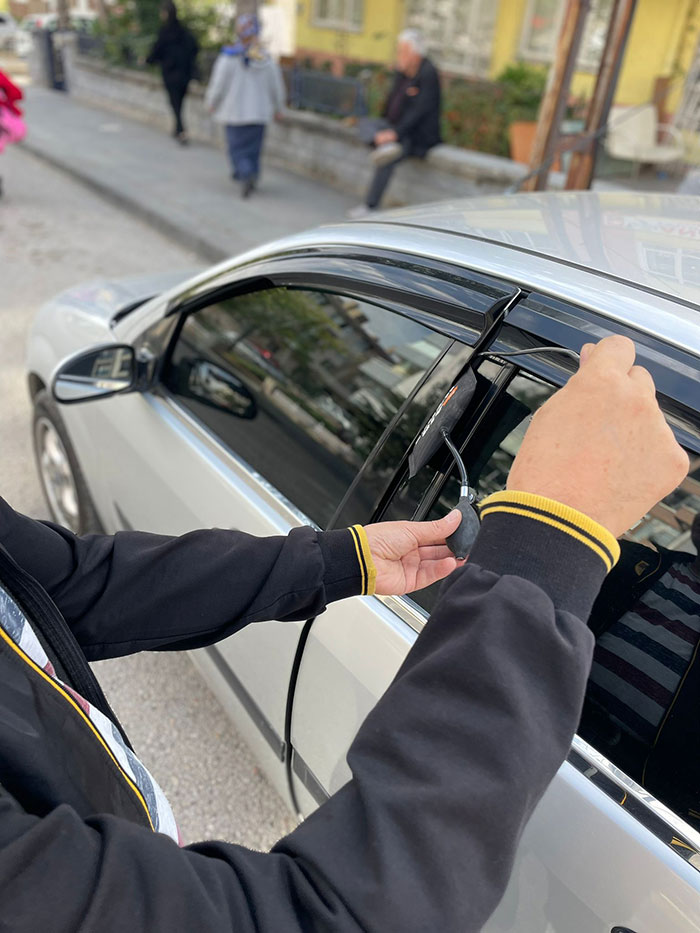 Kayapınar Oto Kilitçisi